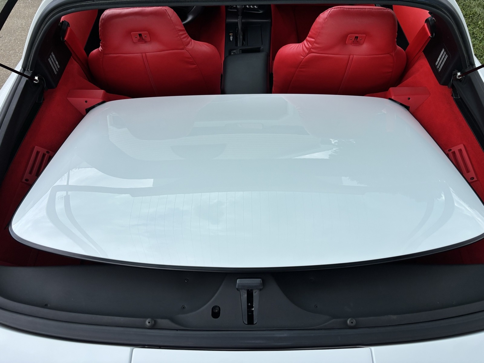 Chevrolet-Corvette-1995-Hatchback-22