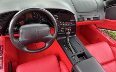 Chevrolet-Corvette-1995-Hatchback-33
