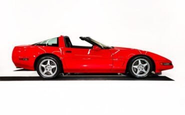 Chevrolet-Corvette-1995-Torch-Red-Black-12