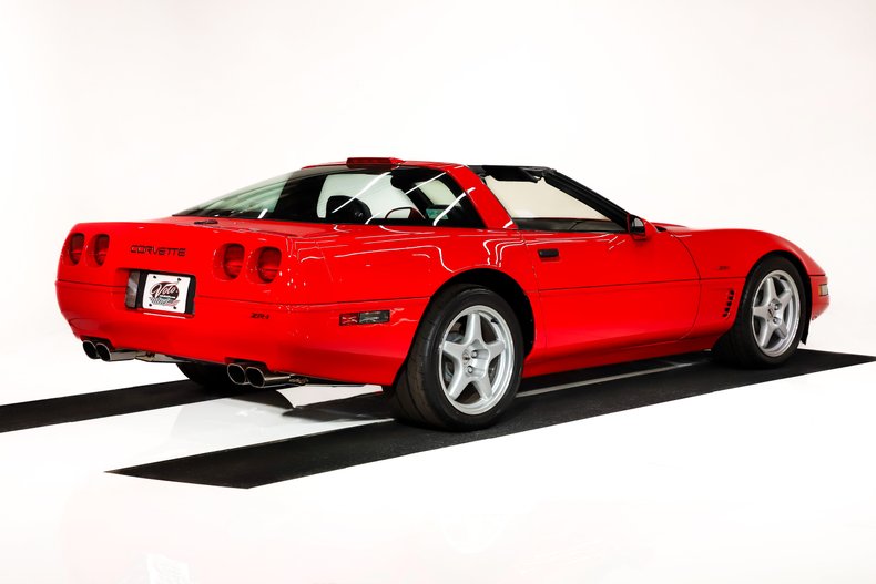 Chevrolet-Corvette-1995-Torch-Red-Black-25
