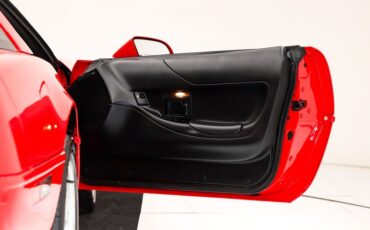 Chevrolet-Corvette-1995-Torch-Red-Black-45