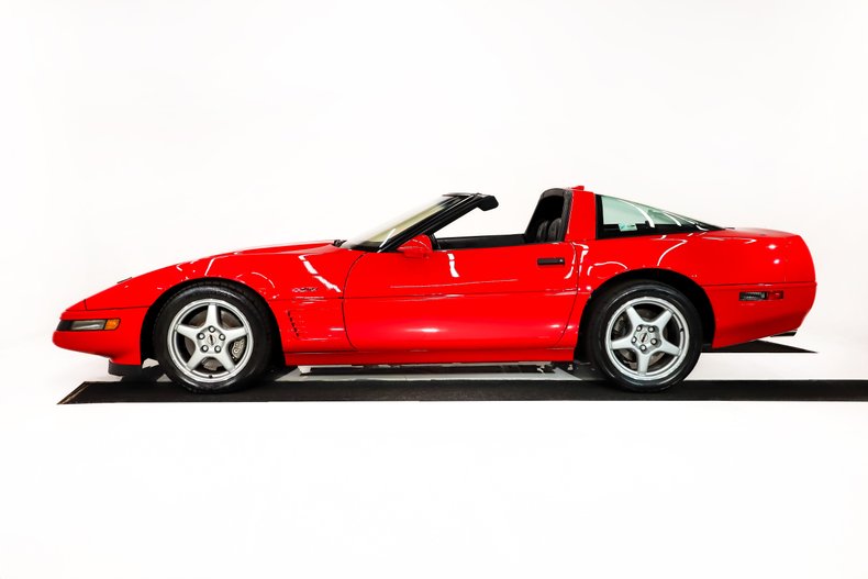 Chevrolet-Corvette-1995-Torch-Red-Black-49