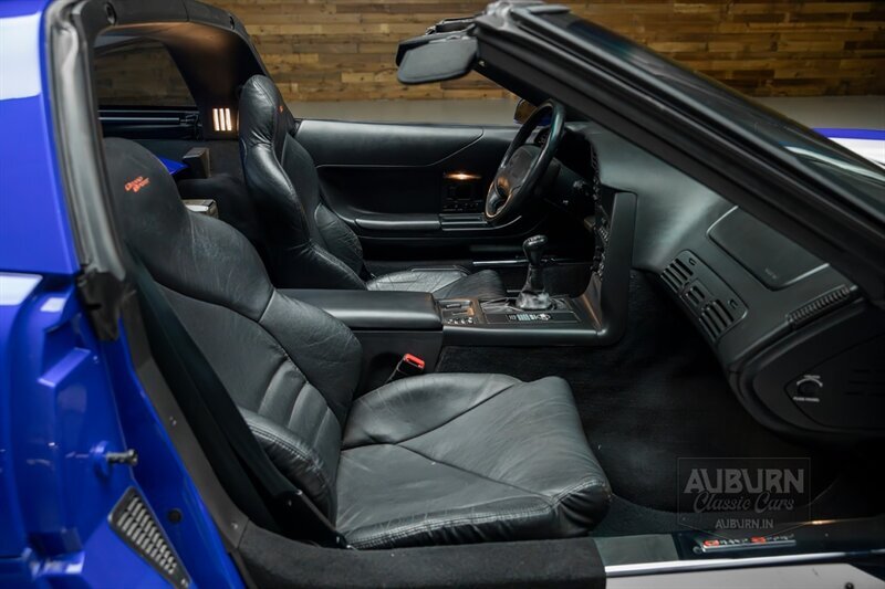 Chevrolet-Corvette-1996-10