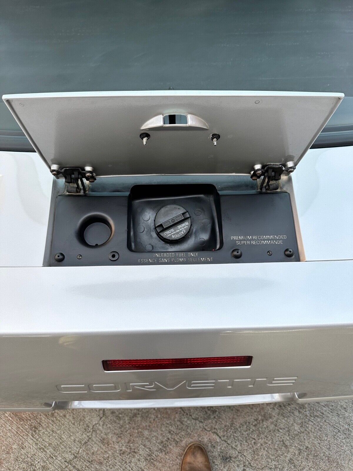 Chevrolet-Corvette-1996-Convertible-10