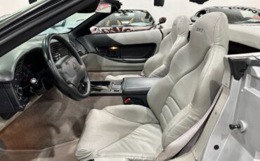 Chevrolet-Corvette-1996-Convertible-11