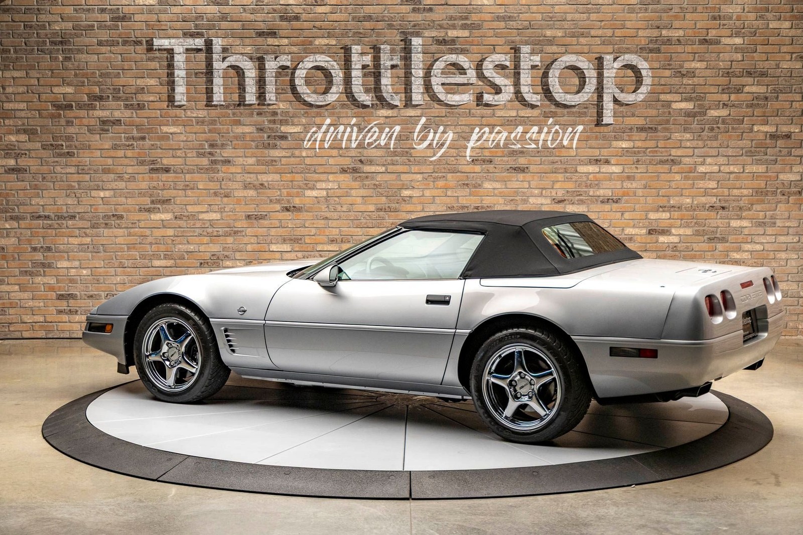 Chevrolet-Corvette-1996-Convertible-11