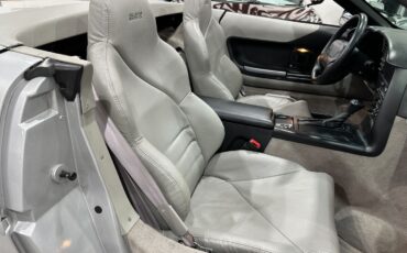 Chevrolet-Corvette-1996-Convertible-12