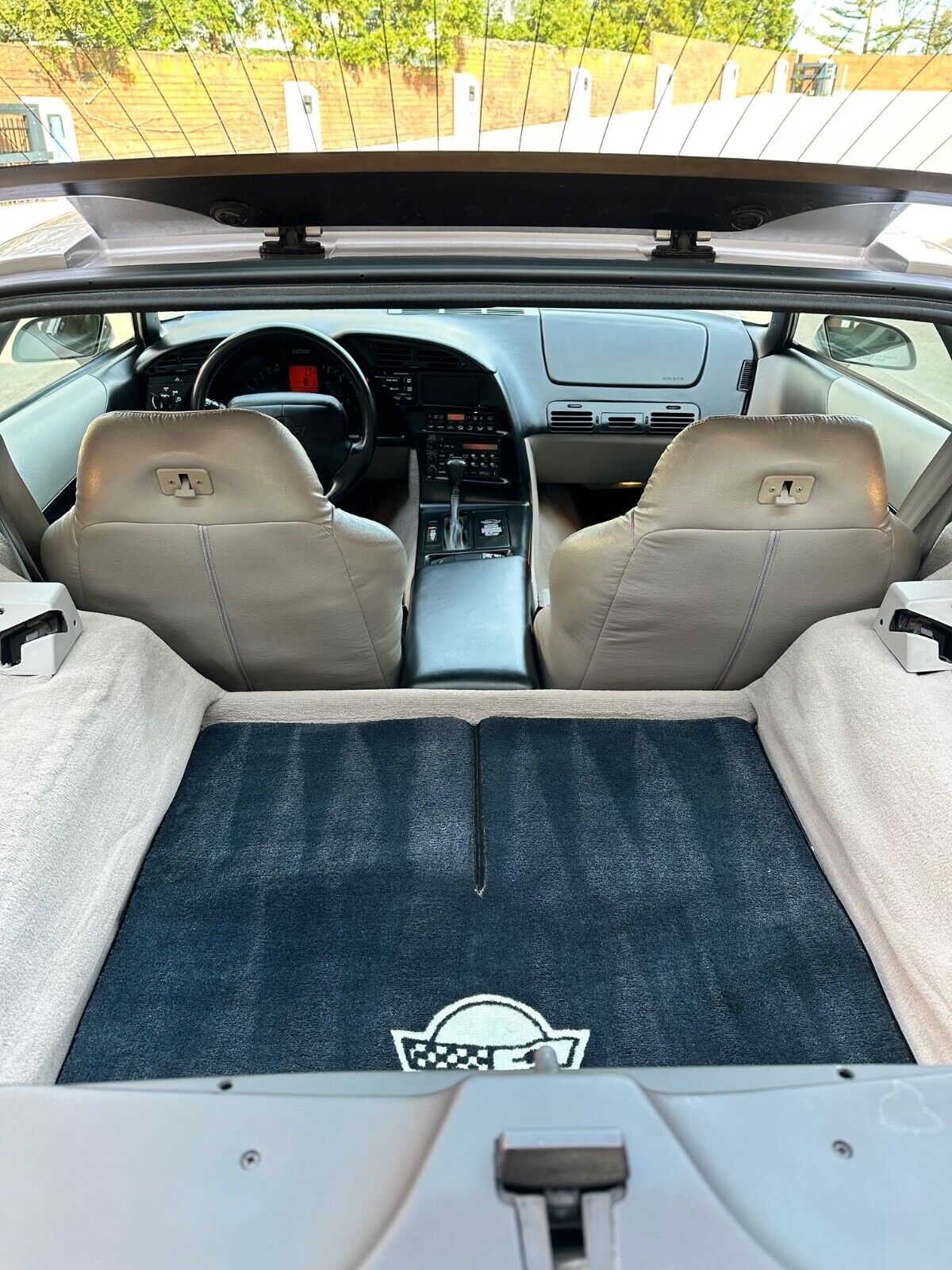 Chevrolet-Corvette-1996-Convertible-20