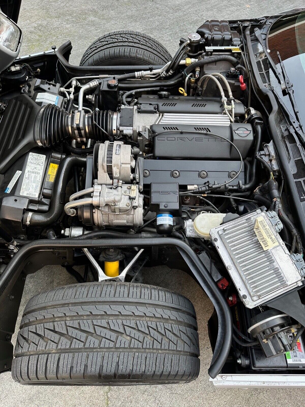 Chevrolet-Corvette-1996-Convertible-23