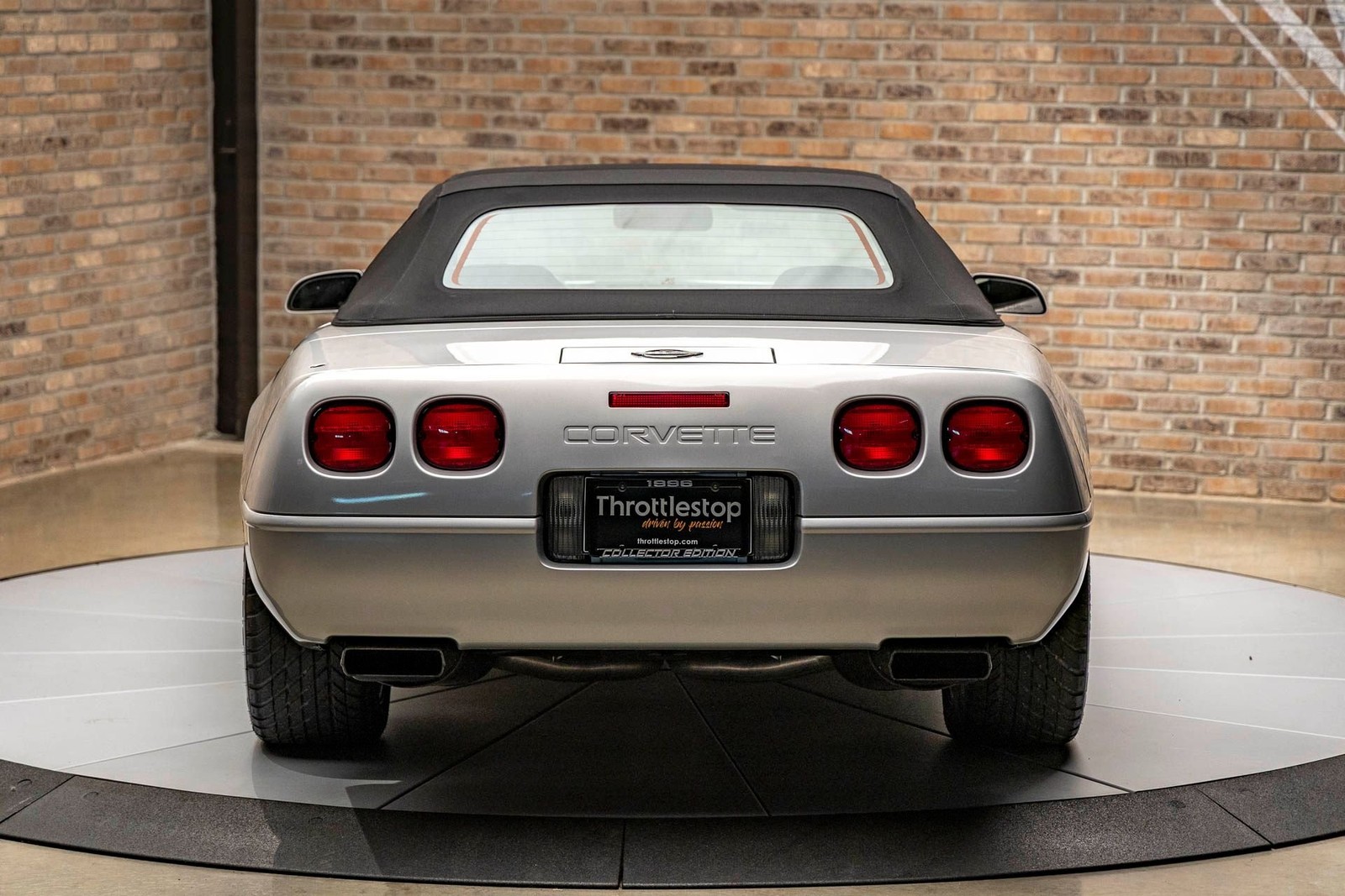 Chevrolet-Corvette-1996-Convertible-9
