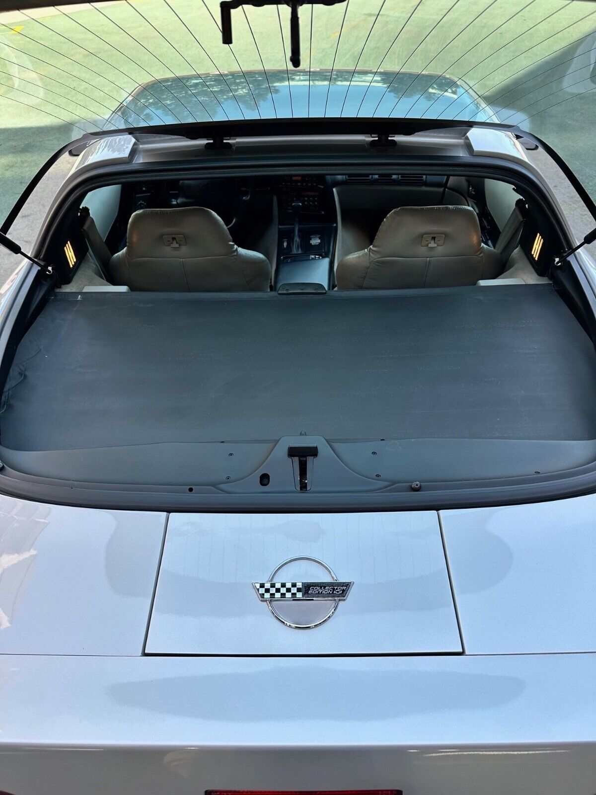 Chevrolet-Corvette-1996-Convertible-9