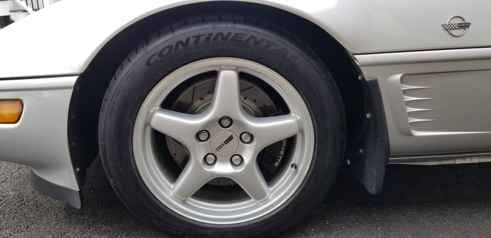 Chevrolet-Corvette-1996-Coupe-21