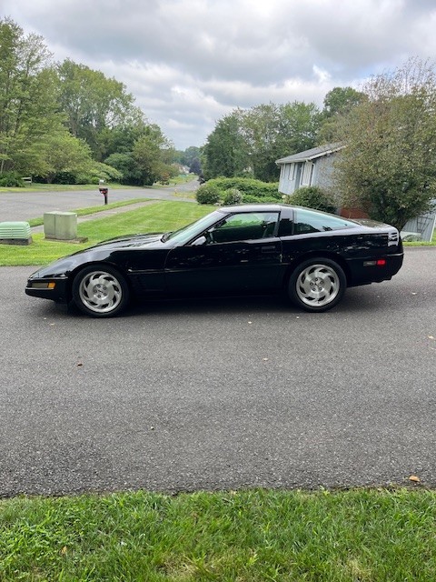 Chevrolet-Corvette-1996-Hatchback-1