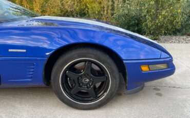 Chevrolet-Corvette-1996-Hatchback-15
