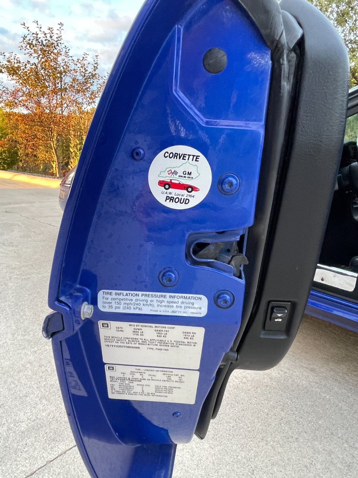 Chevrolet-Corvette-1996-Hatchback-17