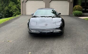 Chevrolet-Corvette-1996-Hatchback-2