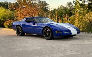 Chevrolet-Corvette-1996-Hatchback-8