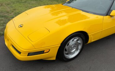 Chevrolet-Corvette-1996-coupe-13