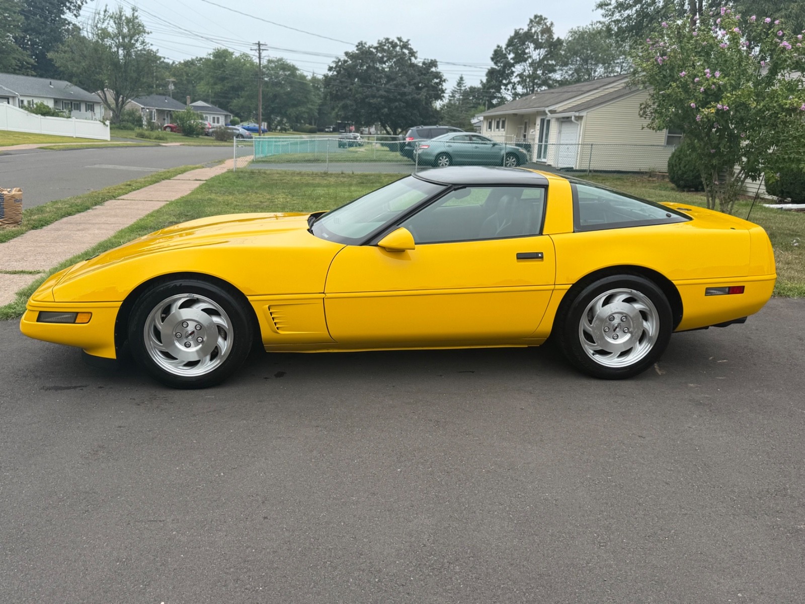 Chevrolet-Corvette-1996-coupe-2