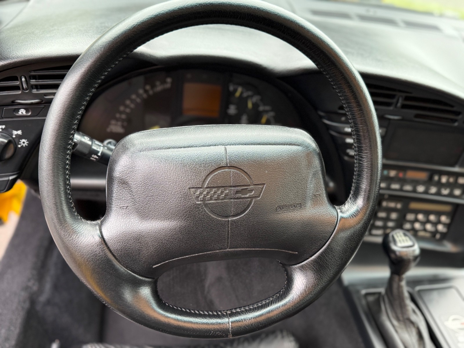 Chevrolet-Corvette-1996-coupe-21