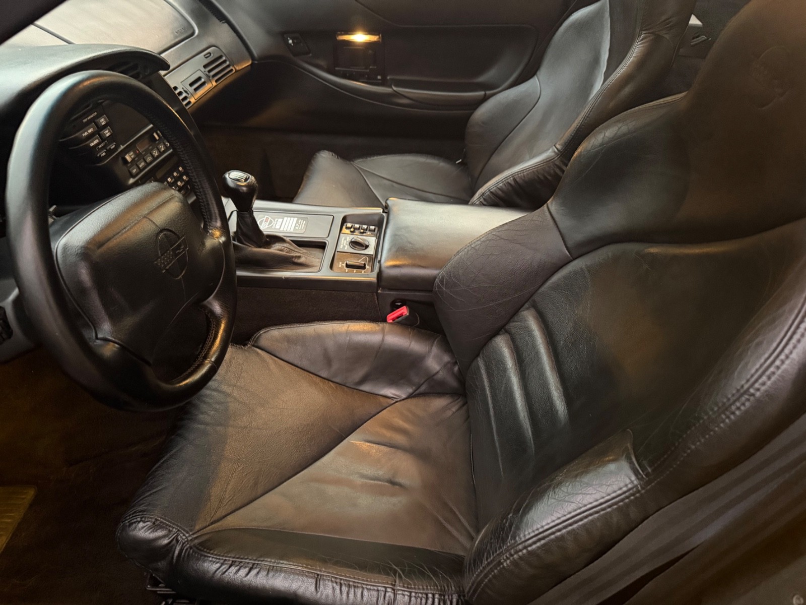 Chevrolet-Corvette-1996-coupe-25