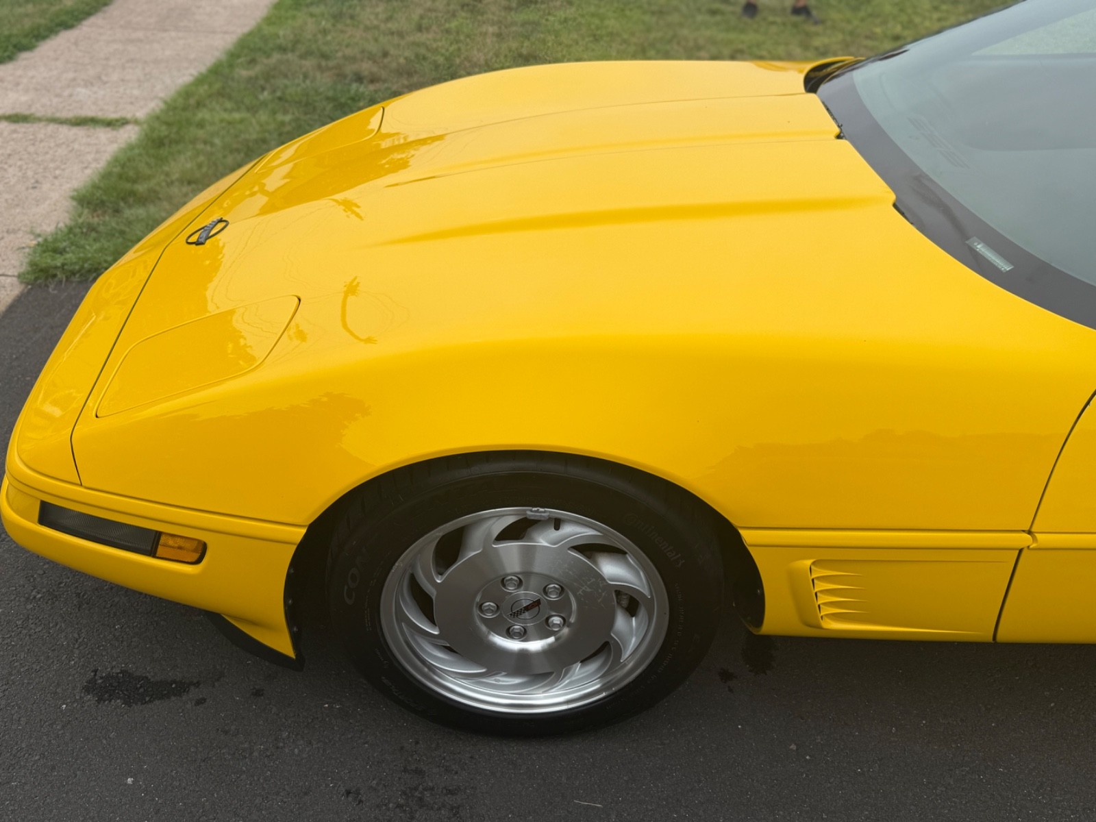 Chevrolet-Corvette-1996-coupe-9