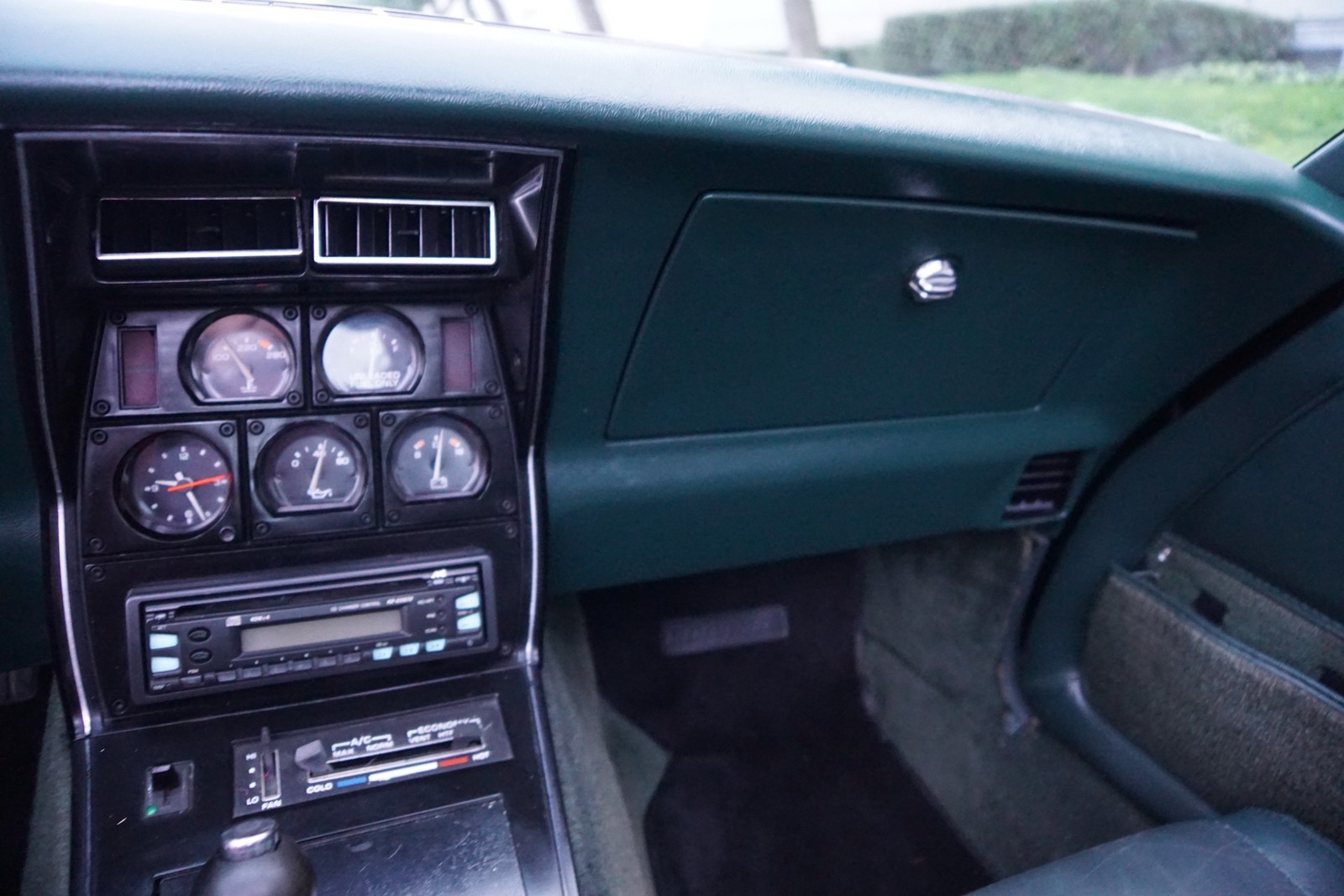 Chevrolet-Corvette-350-V8-Coupe-1979-29