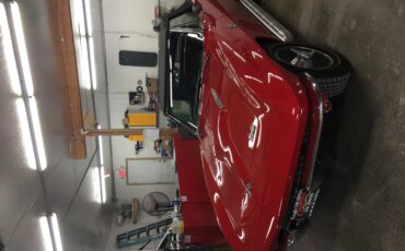 Chevrolet-Corvette-427-convertible-1966-Red-Black-13