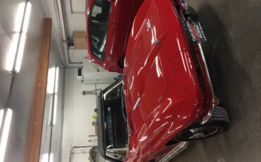 Chevrolet-Corvette-427-convertible-1966-Red-Black-14