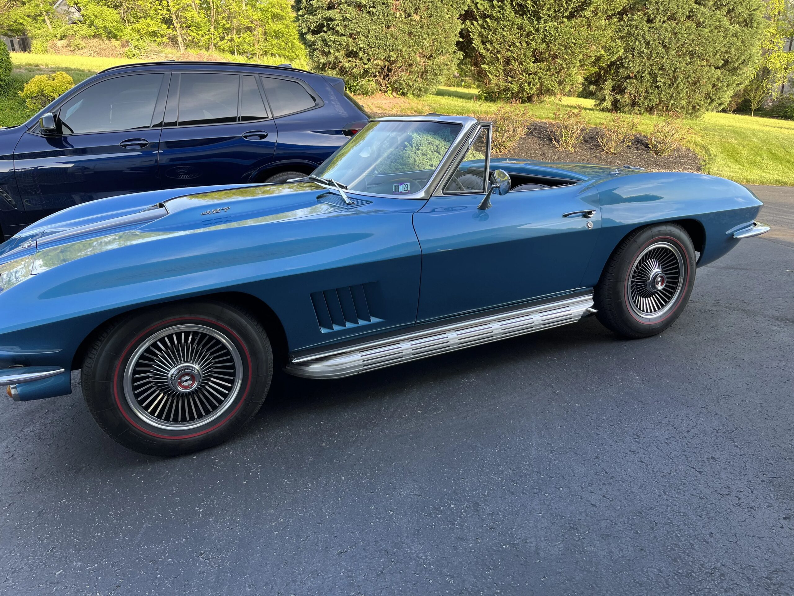 Chevrolet-Corvette-427-convertible-1967-Blue-Black-2