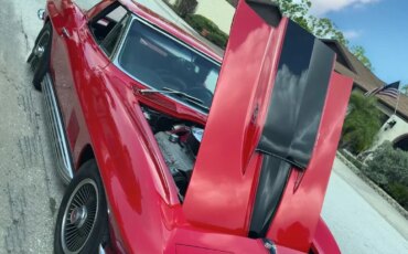 Chevrolet-Corvette-427-convertible-1967-Red-Black-21