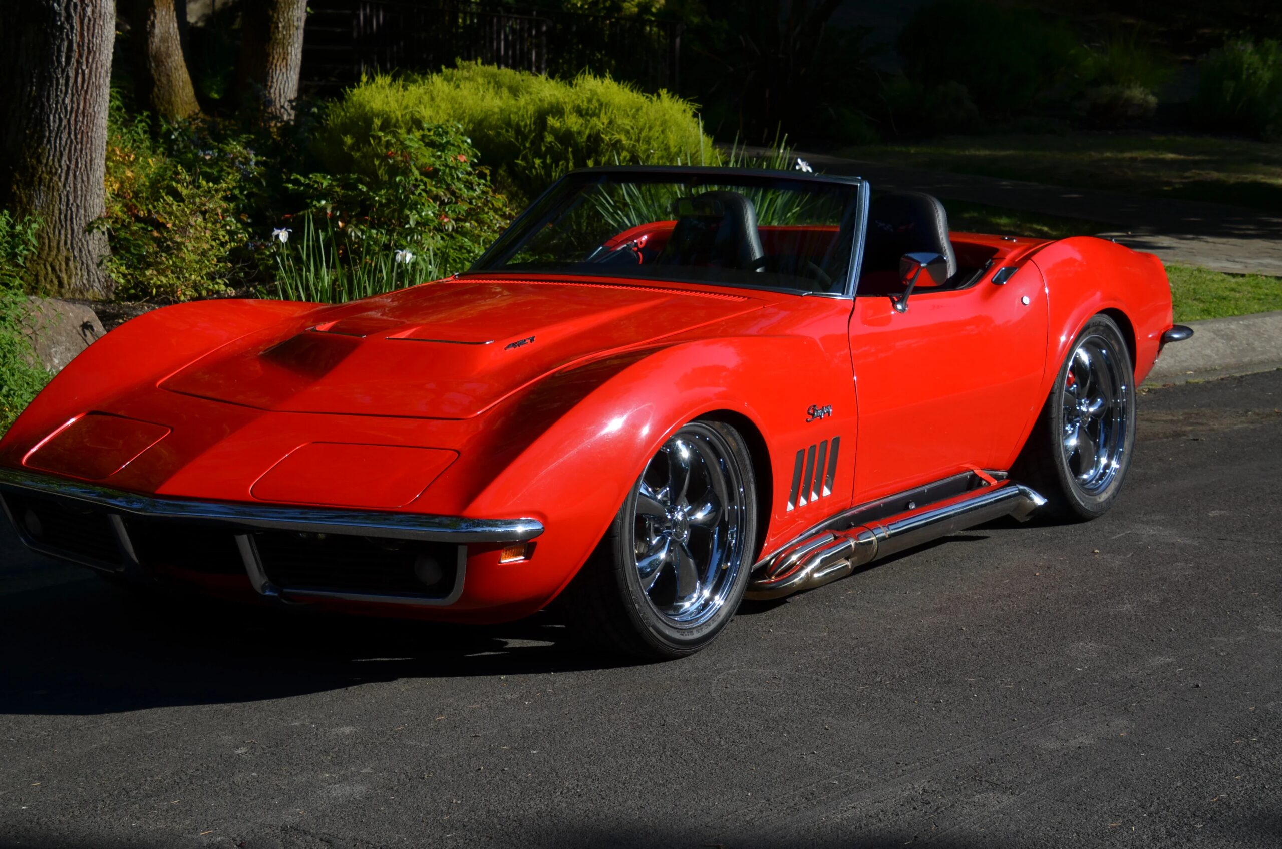 Chevrolet-Corvette-427-convertible-1969-Red-Black-14