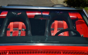 Chevrolet-Corvette-427-convertible-1969-Red-Black-9