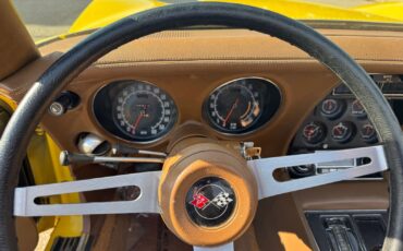 Chevrolet-Corvette-Stingray-Convertible-1972-Convertible-10