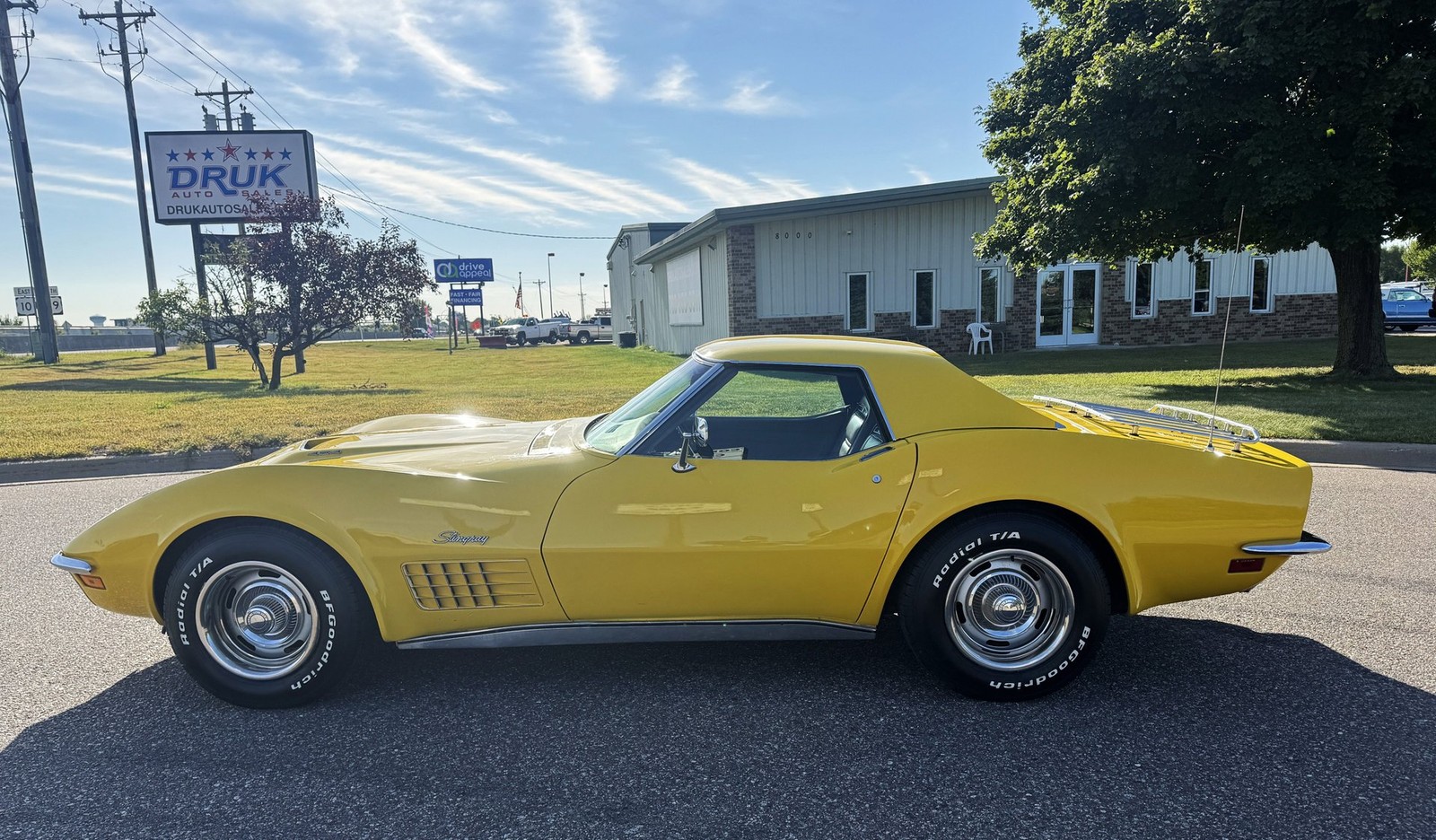 Chevrolet-Corvette-Stingray-Convertible-1972-Convertible-12