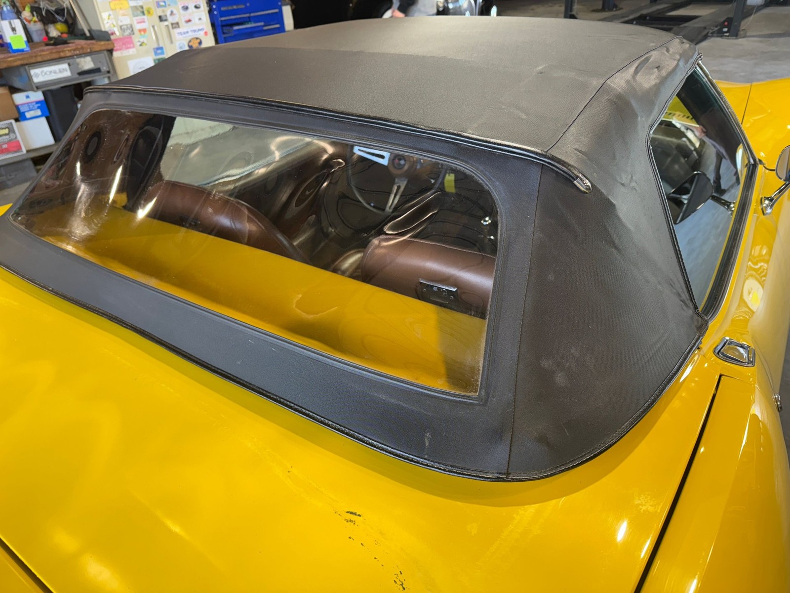 Chevrolet-Corvette-Stingray-Convertible-1972-Convertible-13