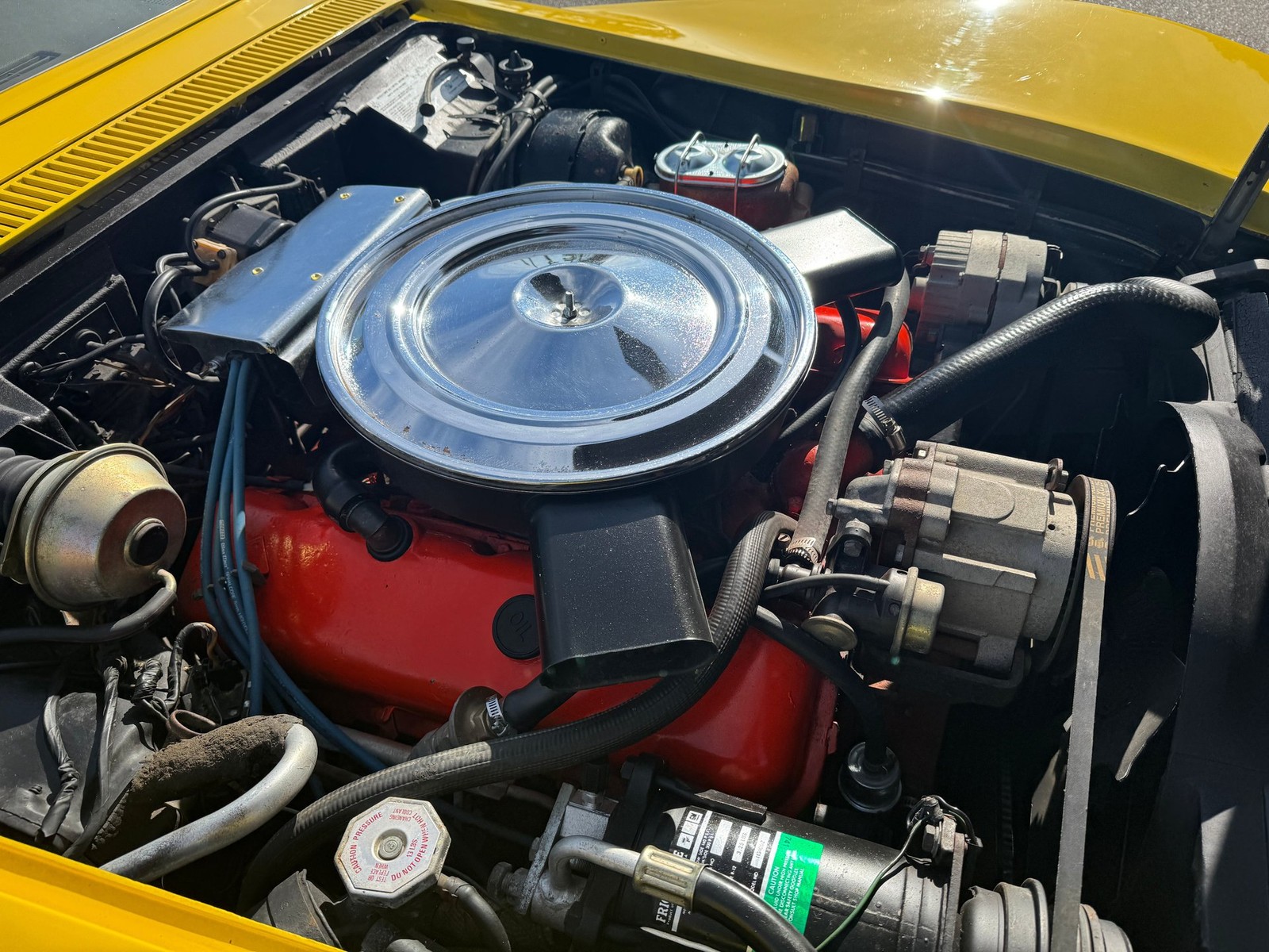 Chevrolet-Corvette-Stingray-Convertible-1972-Convertible-14