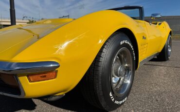 Chevrolet-Corvette-Stingray-Convertible-1972-Convertible-18