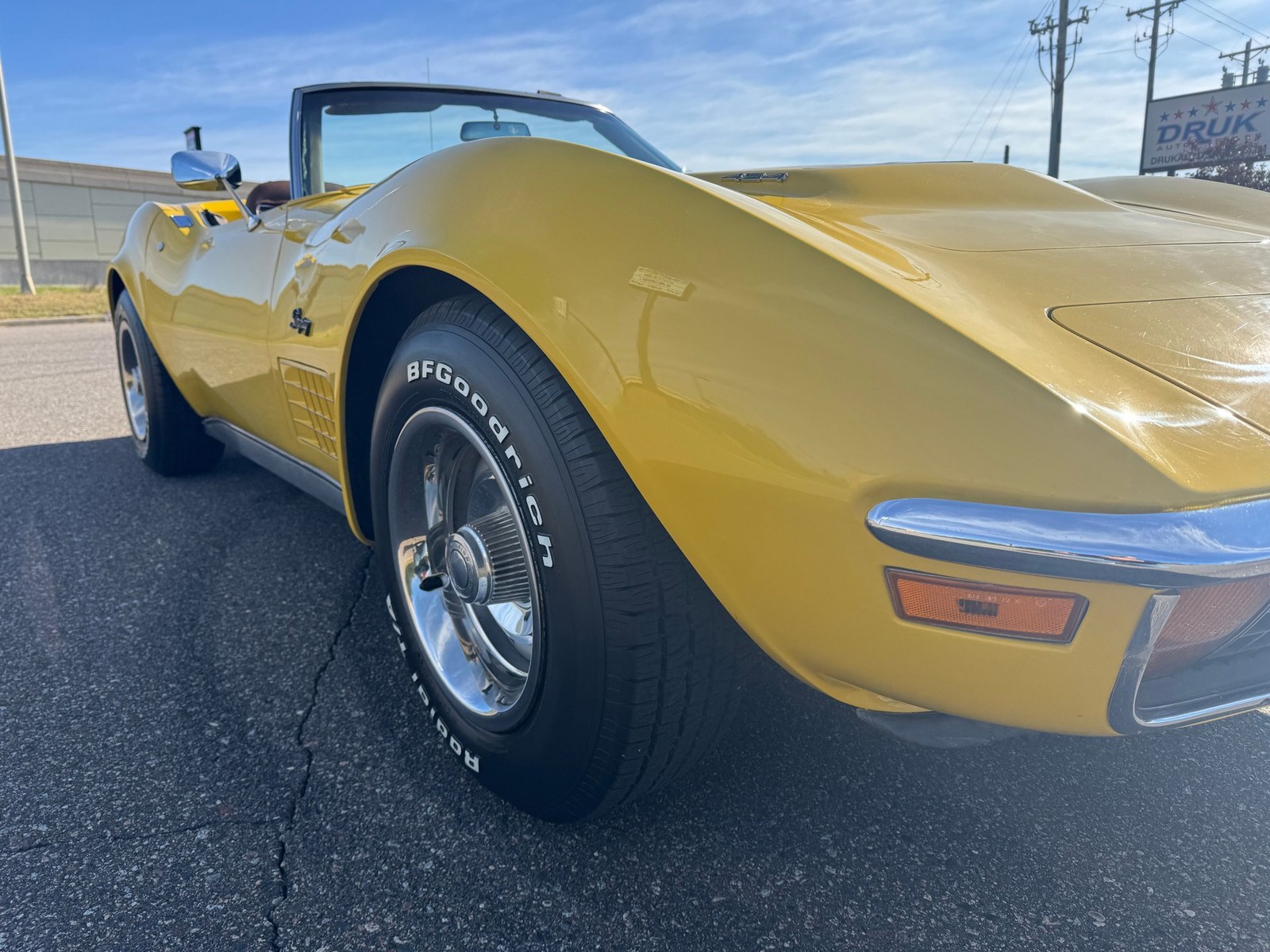 Chevrolet-Corvette-Stingray-Convertible-1972-Convertible-22