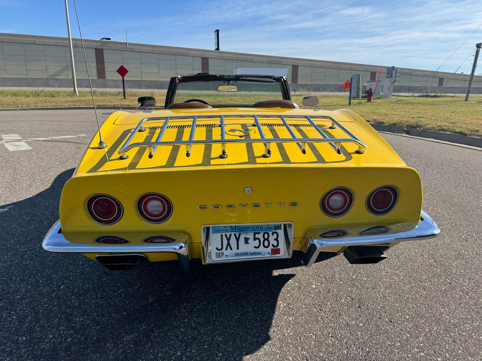 Chevrolet-Corvette-Stingray-Convertible-1972-Convertible-4