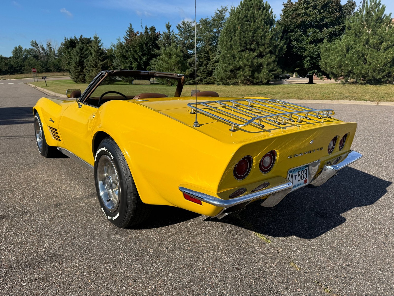 Chevrolet-Corvette-Stingray-Convertible-1972-Convertible-5