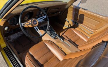 Chevrolet-Corvette-Stingray-Convertible-1972-Convertible-9