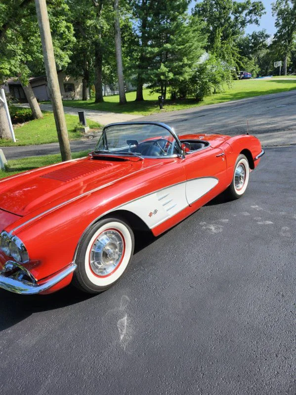 Chevrolet-Corvette-convertible-1958-Red-Black-1