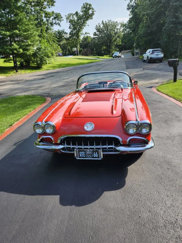 Chevrolet-Corvette-convertible-1958-Red-Black-2