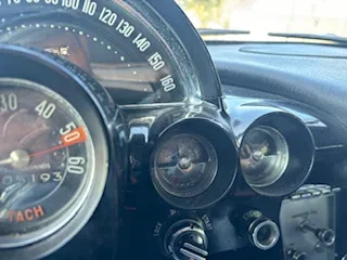 Chevrolet-Corvette-convertible-1958-White-Black-12