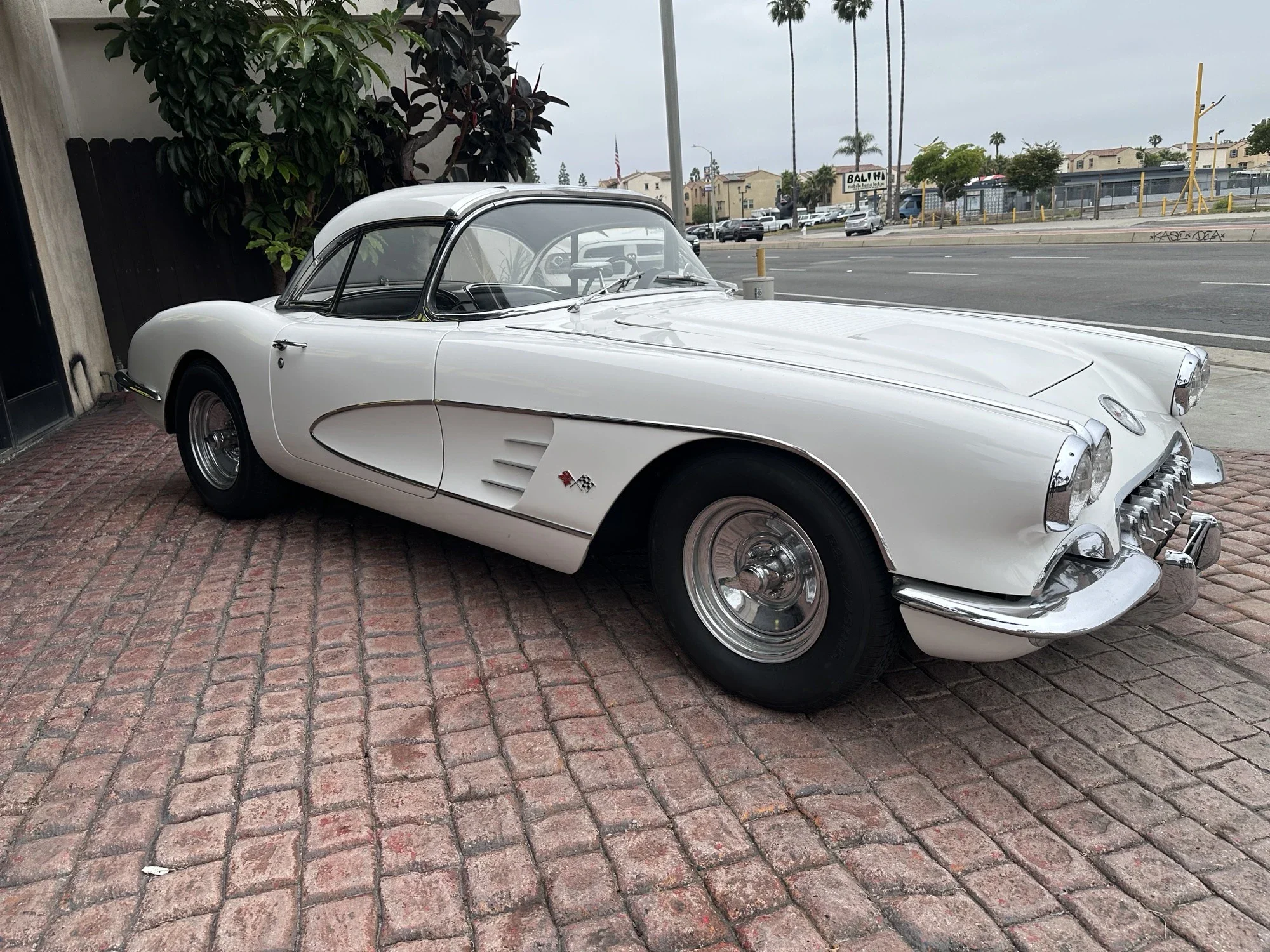 Chevrolet-Corvette-convertible-1958-White-Black-9