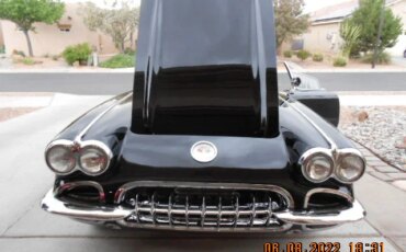 Chevrolet-Corvette-convertible-1960-Black-Black-10
