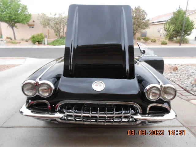Chevrolet-Corvette-convertible-1960-Black-Black-10