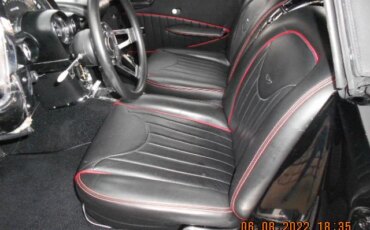 Chevrolet-Corvette-convertible-1960-Black-Black-19