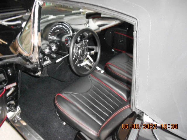 Chevrolet-Corvette-convertible-1960-Black-Black-20